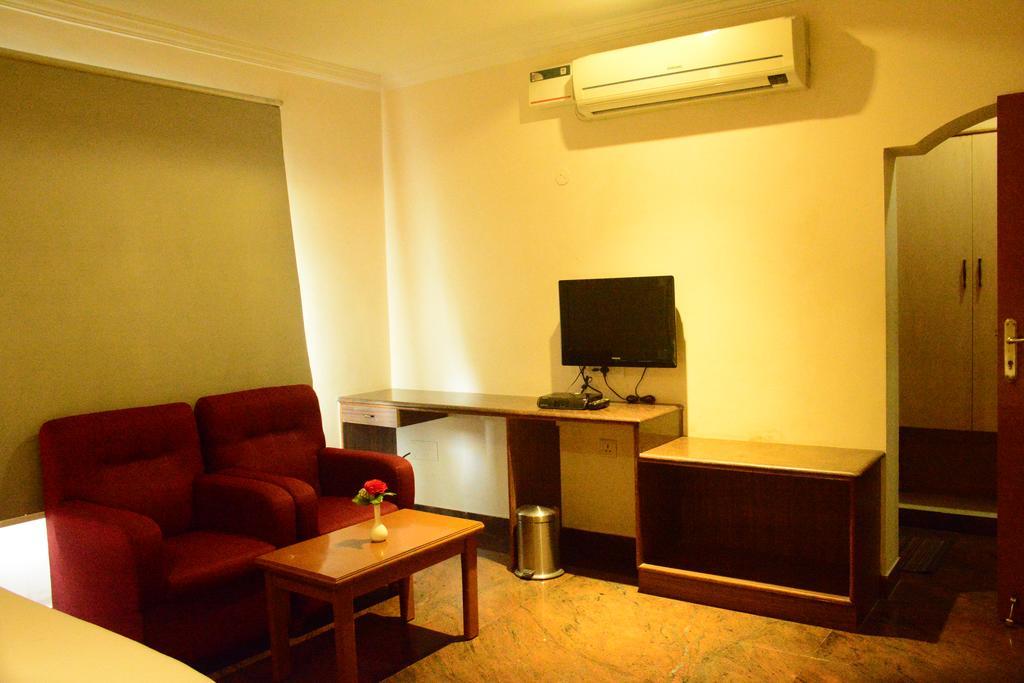 Hotel Pams Mayiladuthurai Dış mekan fotoğraf