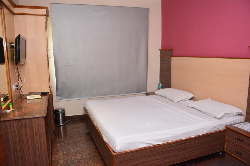 Hotel Pams Mayiladuthurai Dış mekan fotoğraf