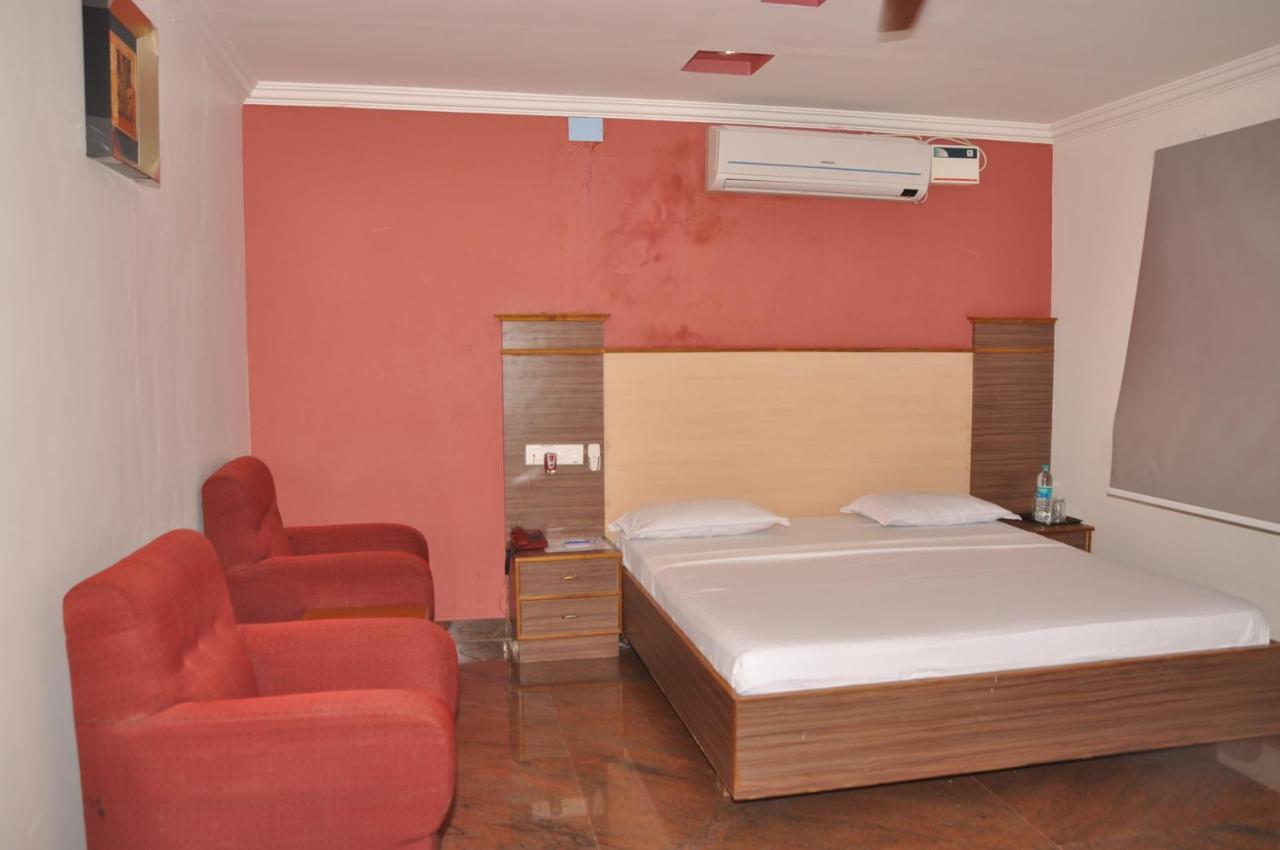 Hotel Pams Mayiladuthurai Dış mekan fotoğraf