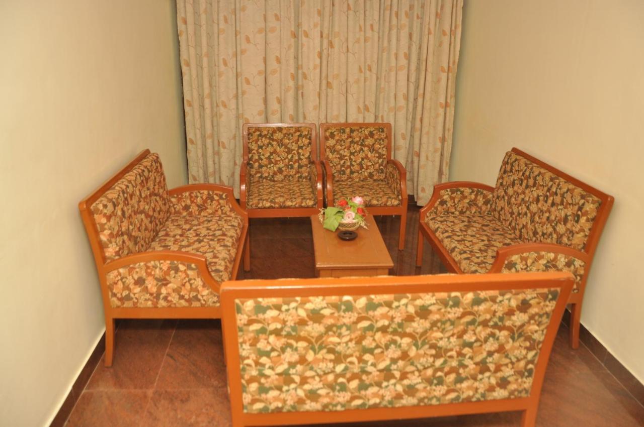 Hotel Pams Mayiladuthurai Dış mekan fotoğraf