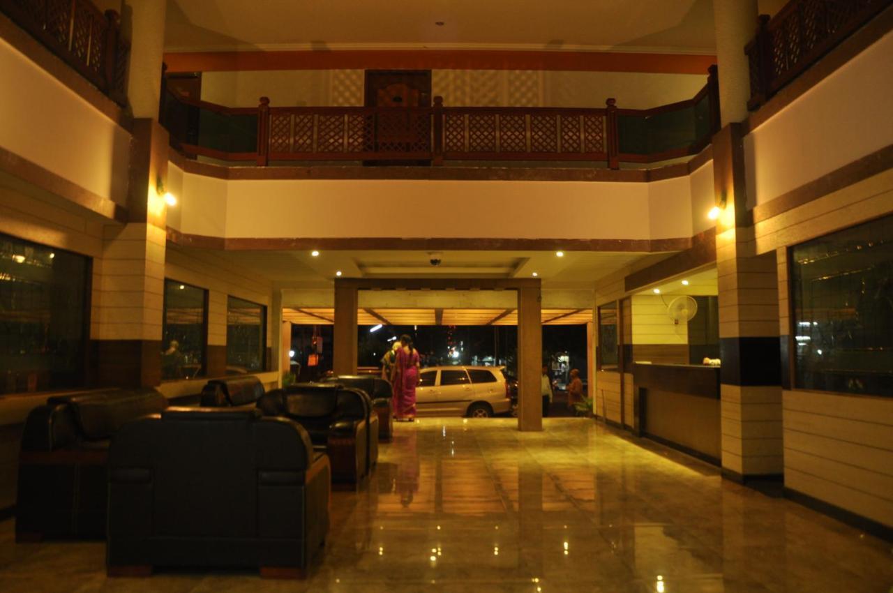 Hotel Pams Mayiladuthurai Dış mekan fotoğraf